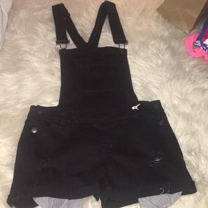 Fashion Nova overalls